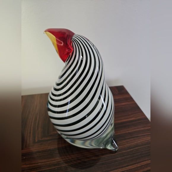 Vintage Murano  Toucan Glass Bird Figurine, Black & White Spiral. 9.5" Tall - Picture 11 of 16